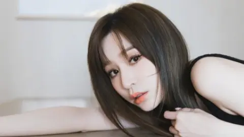 乘客飞机上狂咬人